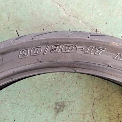Μαύρο ελαστικό μοτοσικλέτας / Llantas de Moto / Neumatico Moto με περιεκτικότητα σε καουτσούκ 35%-55%