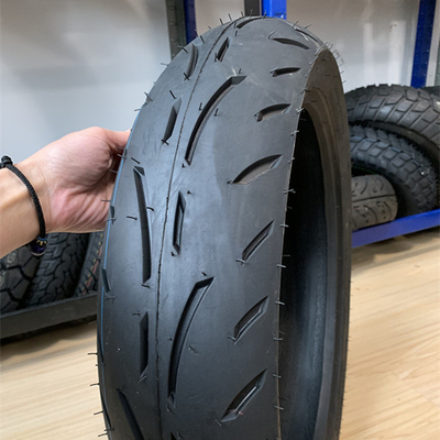 Βαθιά σχεδίαση Shinko ελαστικό μοτοσικλέτας 130/70-17 για βαθύ σχεδιασμό πεδίου