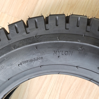 Super 4.50-12 Tubeless ελαστικό μοτοσυκλέτας με OEM αποδεκτό