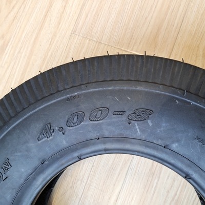 Μαύρο 4.00-8 Bajaj Τρίτροχο ελαστικό για μοτοσυκλέτα Κατασκευασμένο από φυσικό λάστιχο από χάλυβα νάιλον