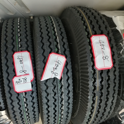 Υψηλή αντοχή Bajaj Τρίτροχα ελαστικά 400-8 4.00-8 με χωρητικότητα φορτίου 3kg