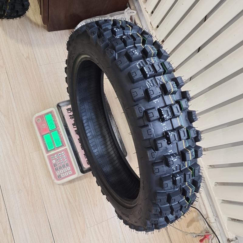 Ανθεκτικό ελαστικό μοτοσικλέτας 140/80/18 με 6PR/8PR πλεξίματος και ανθεκτικό περίβλημα ελαστικού