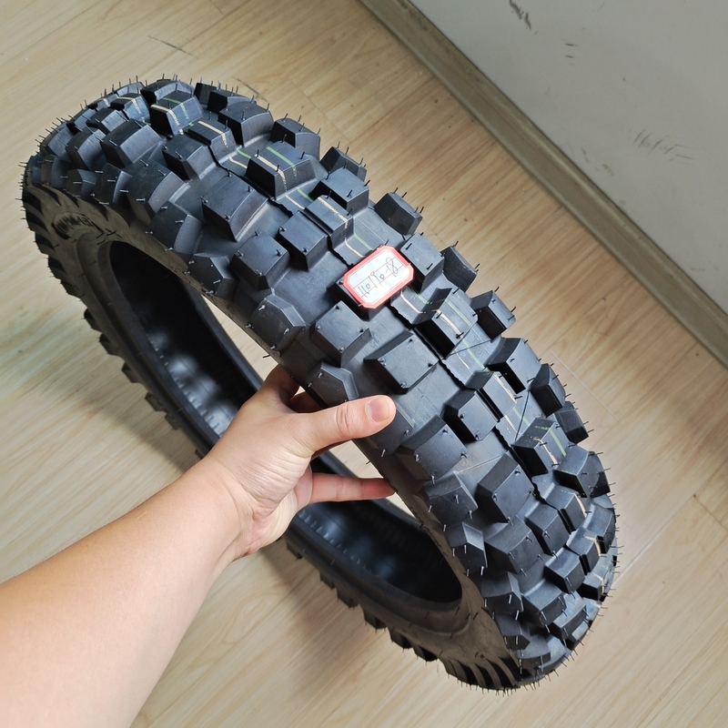 OEM 4.10-18 110/100-18 Τεχνη μοτοσυκλέτας τροχούς με 35% περιεκτικότητα σε καουτσούκ